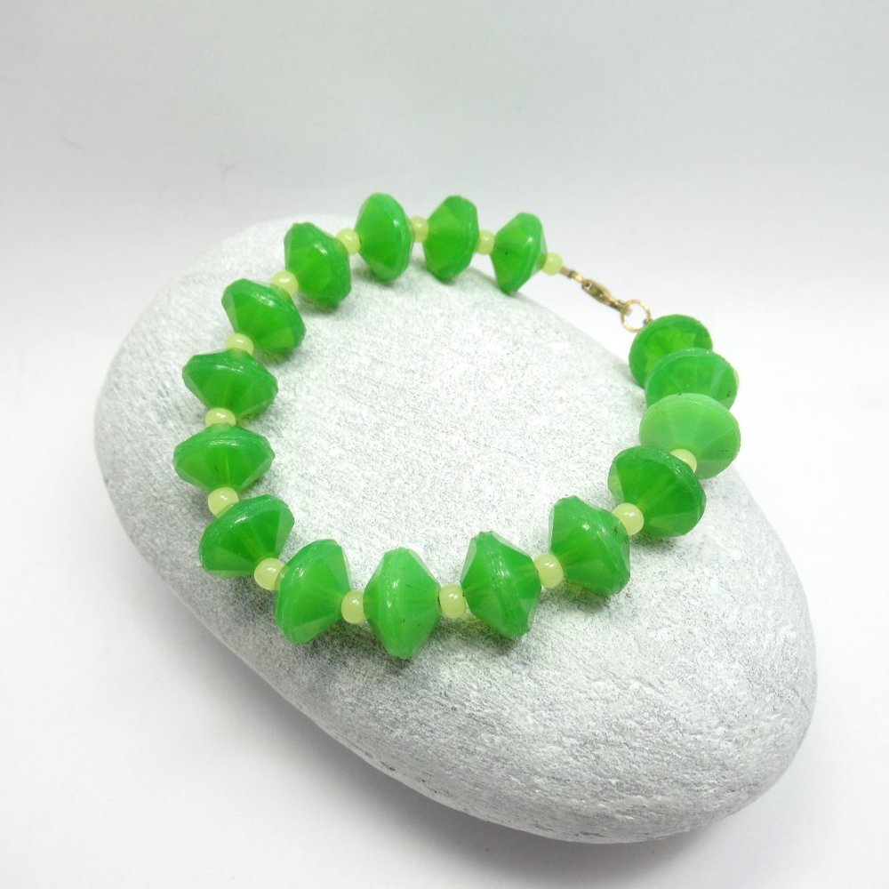 Vintage trade bead bracelet